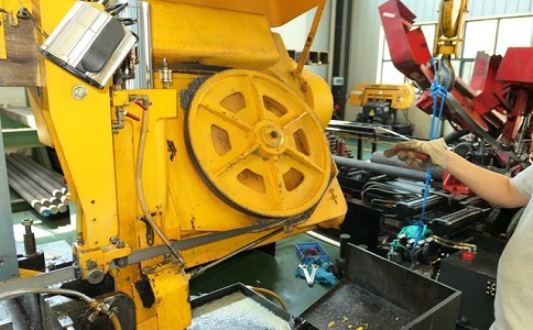 东城街道金属带锯床的日常使用和保养注意事项！